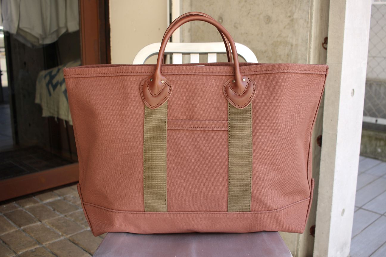 LeatherHandleToteBag_1_2048x.