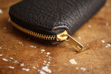 MANIFOLD / ROUND FASTENER CARD CASE (MW-12 GS-PL) / 馬ヌメ極厚本シュリンク
