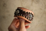 BO'S GLAD RAGS / Early 1940s Nashville Style Inlaid Cowhide Studs Bangle "New York Central R.R." (A19-03SV,NATURAL COWHIDE / SILVER)